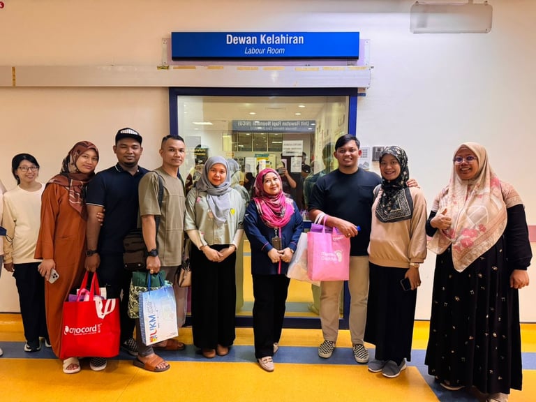 Kelab Mama bersama peserta